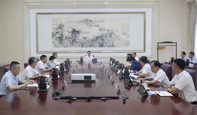 市政协党组召开会议 学习贯彻有关法律 研究部署严肃换届纪律等工作